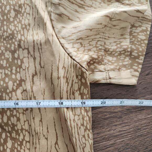 ATM Anthony Thomas Melillo Silk T Shirt XS Tan Casual Minimalist Lightweight - Picture 6 of 7